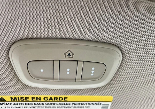 Chrysler Pacifica cena 139900 przebieg: 120000, rok produkcji 2020 z Krosno małe 704